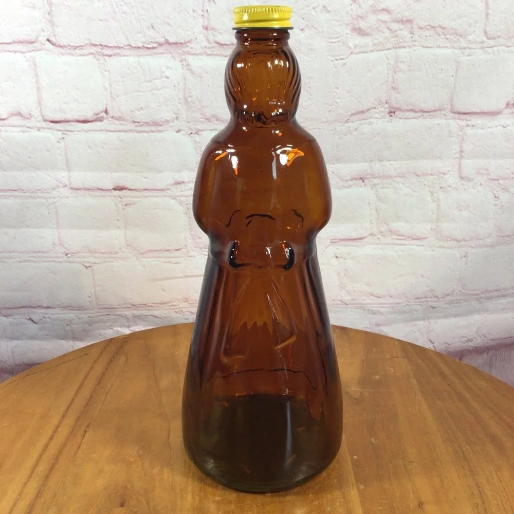 Vintage Mrs. Butterworth’s Amber Glass Syrup Bottle with Metal Screw On Cap - Picture 5 of 9